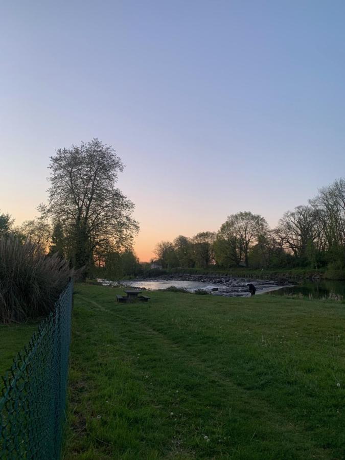 Camping Le Saillet Lestelle-Bétharram Buitenkant foto