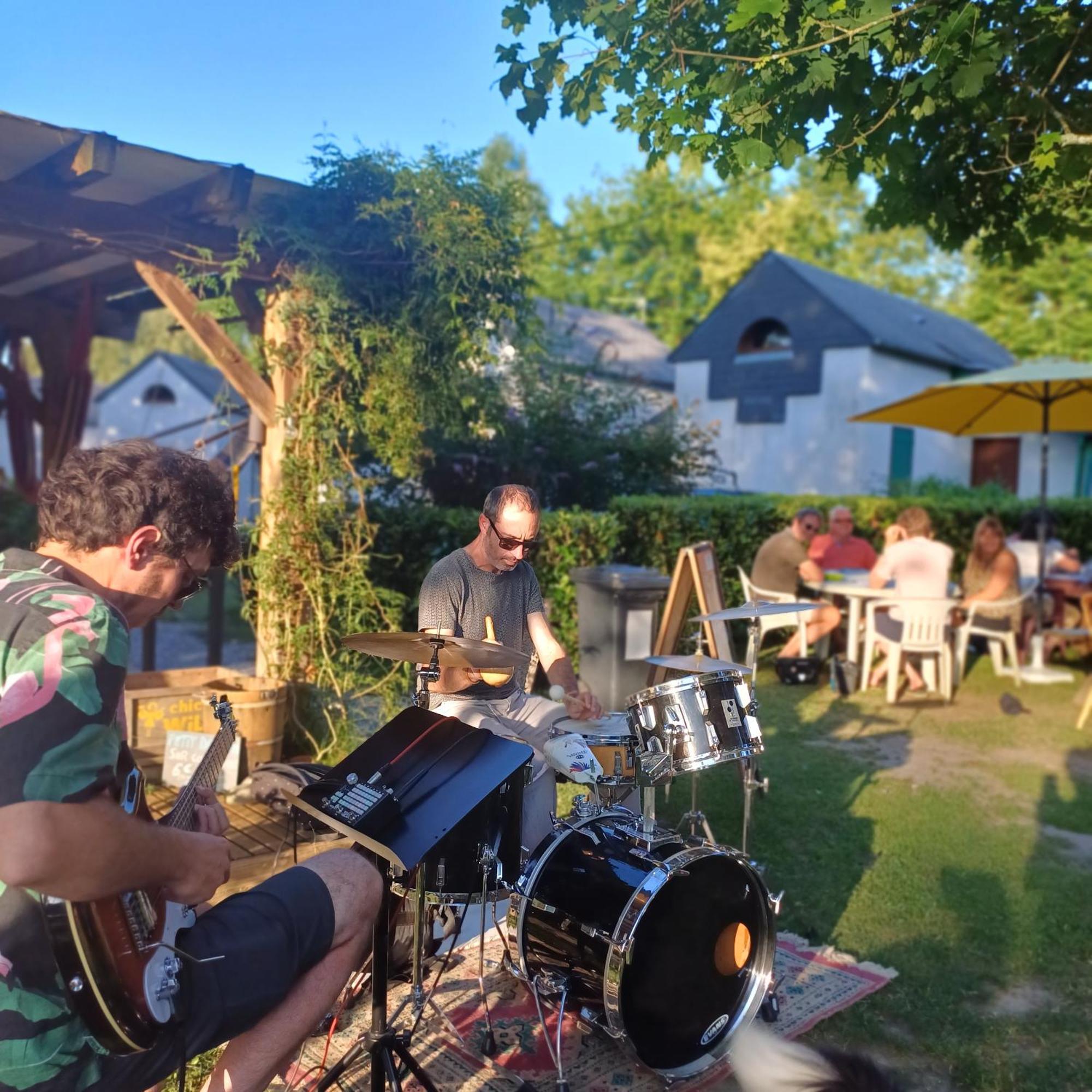 Camping Le Saillet Lestelle-Bétharram Buitenkant foto